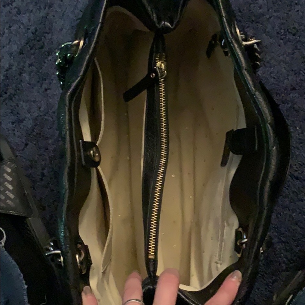 Large Kate Spade Tote - Picture 4 of 7